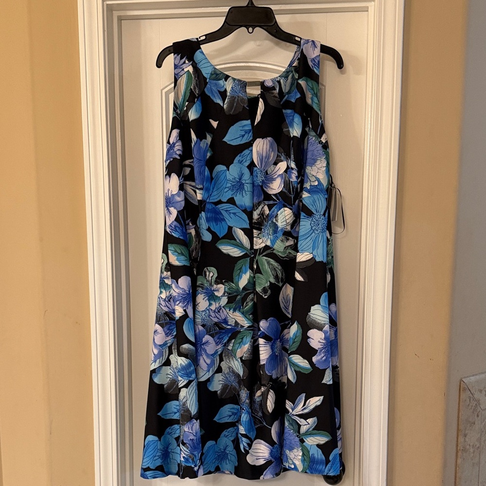 Floral Sleeveless Dress - Blue and Black